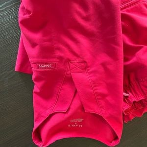 Small Jaanuu 1 pocket top and joggers in bright pink